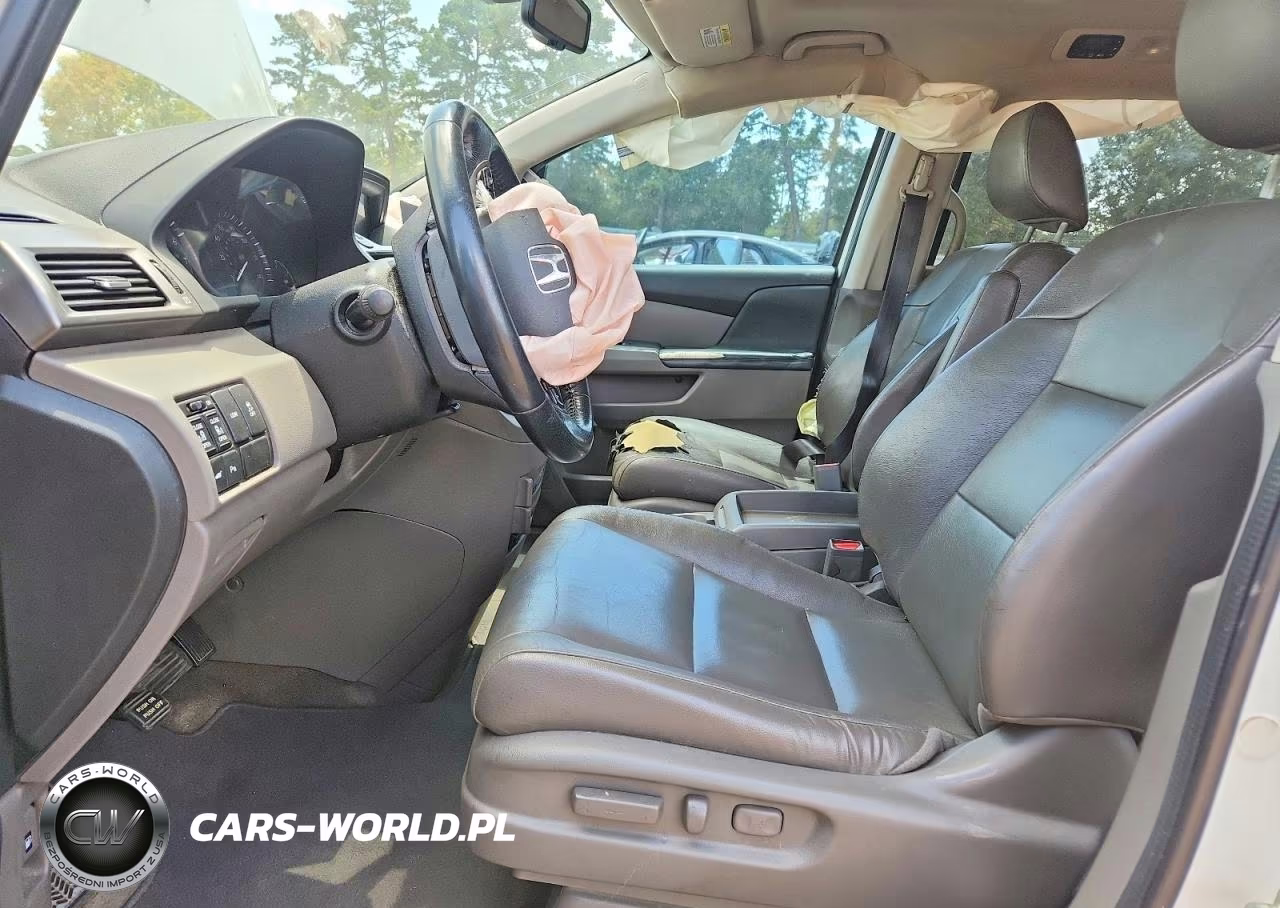 2014 Honda Odyssey Touring VIN:5FNRL5H96EB076006 - 7