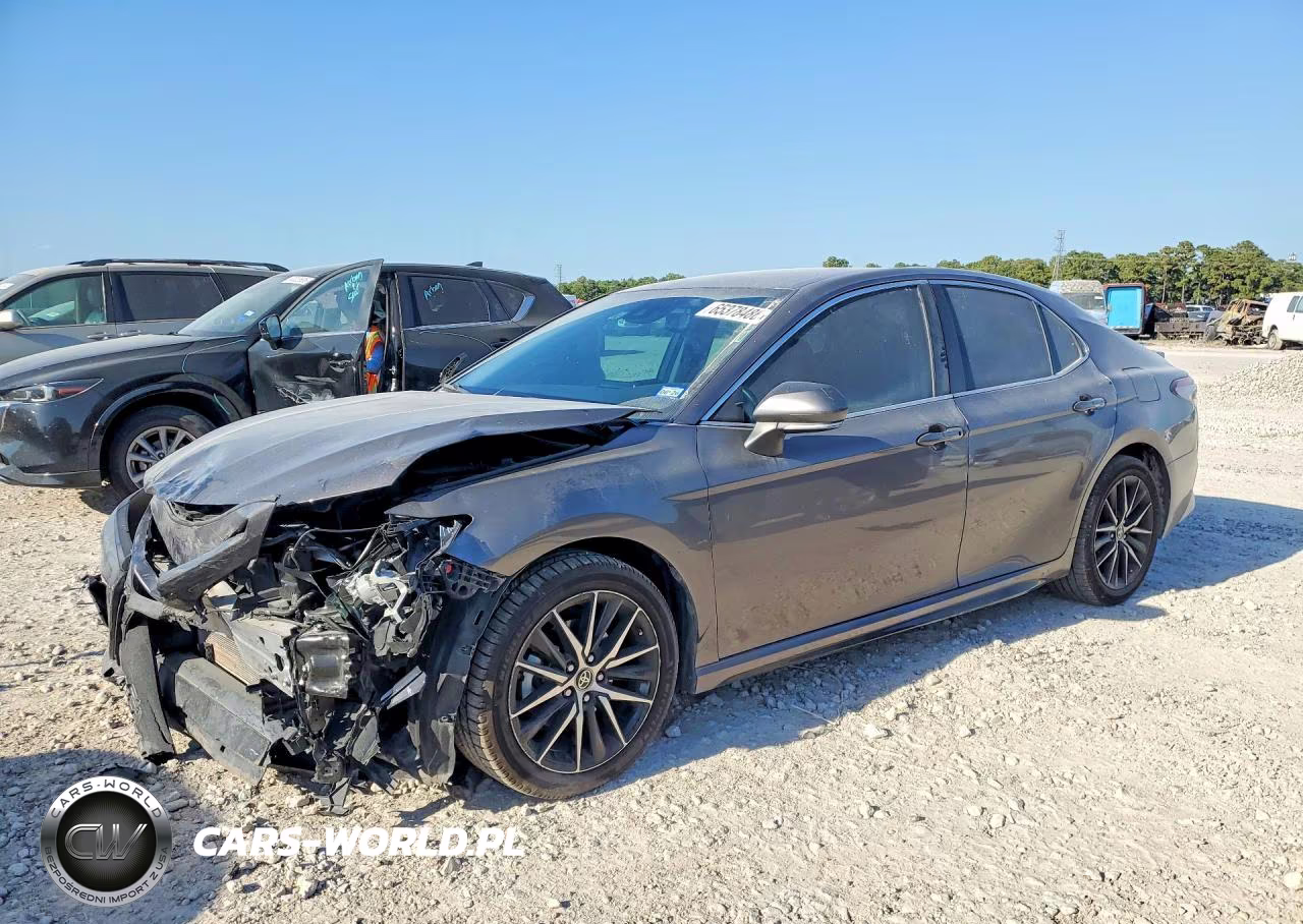 2022 Toyota Camry Se – zdjęcie 1 z 12