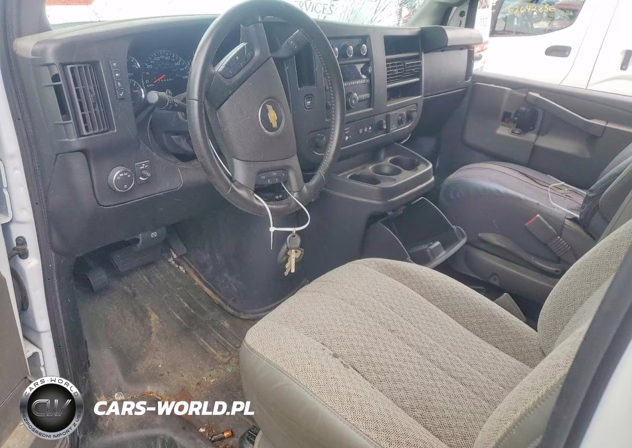 2023 Chevrolet Express G3500 VIN:1GB0GRFPXP1149996 - 8