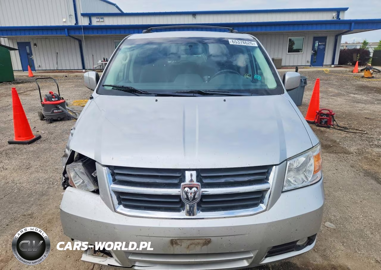 2010 Dodge Grand Caravan Crew VIN:2D4RN6DX1AR364845 - 5