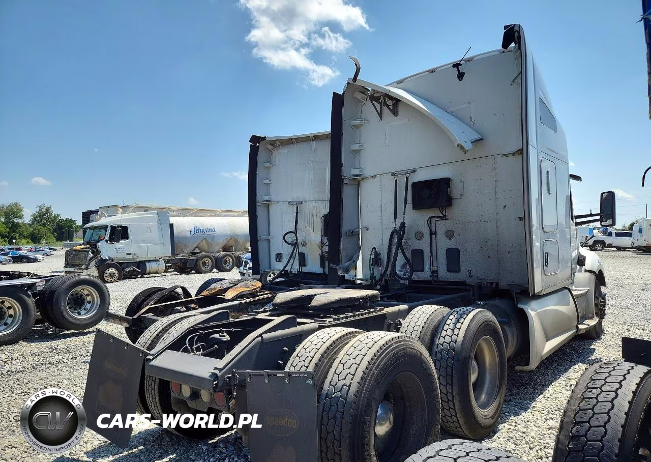 2020 Kenworth Construction T680 VIN:1XKYDP9X6LJ311094 - 3