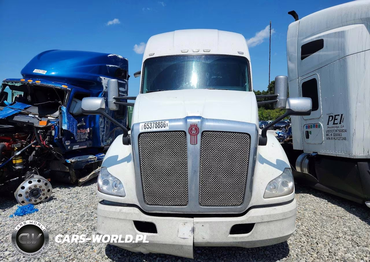 2020 Kenworth Construction T680 VIN:1XKYDP9X6LJ311094 - 5