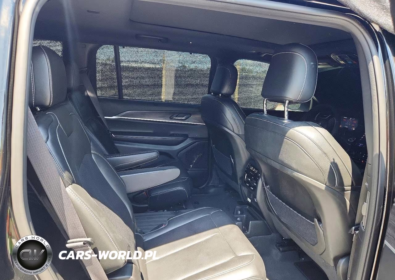 2025 Jeep Grand Cherokee L Limited VIN:1C4RJJBGXS8663746 - 11