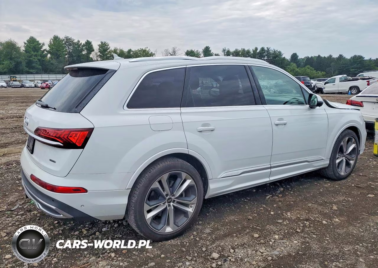 2022 Audi Q7 Prestige VIN:WA1VXBF72ND019225 - 3