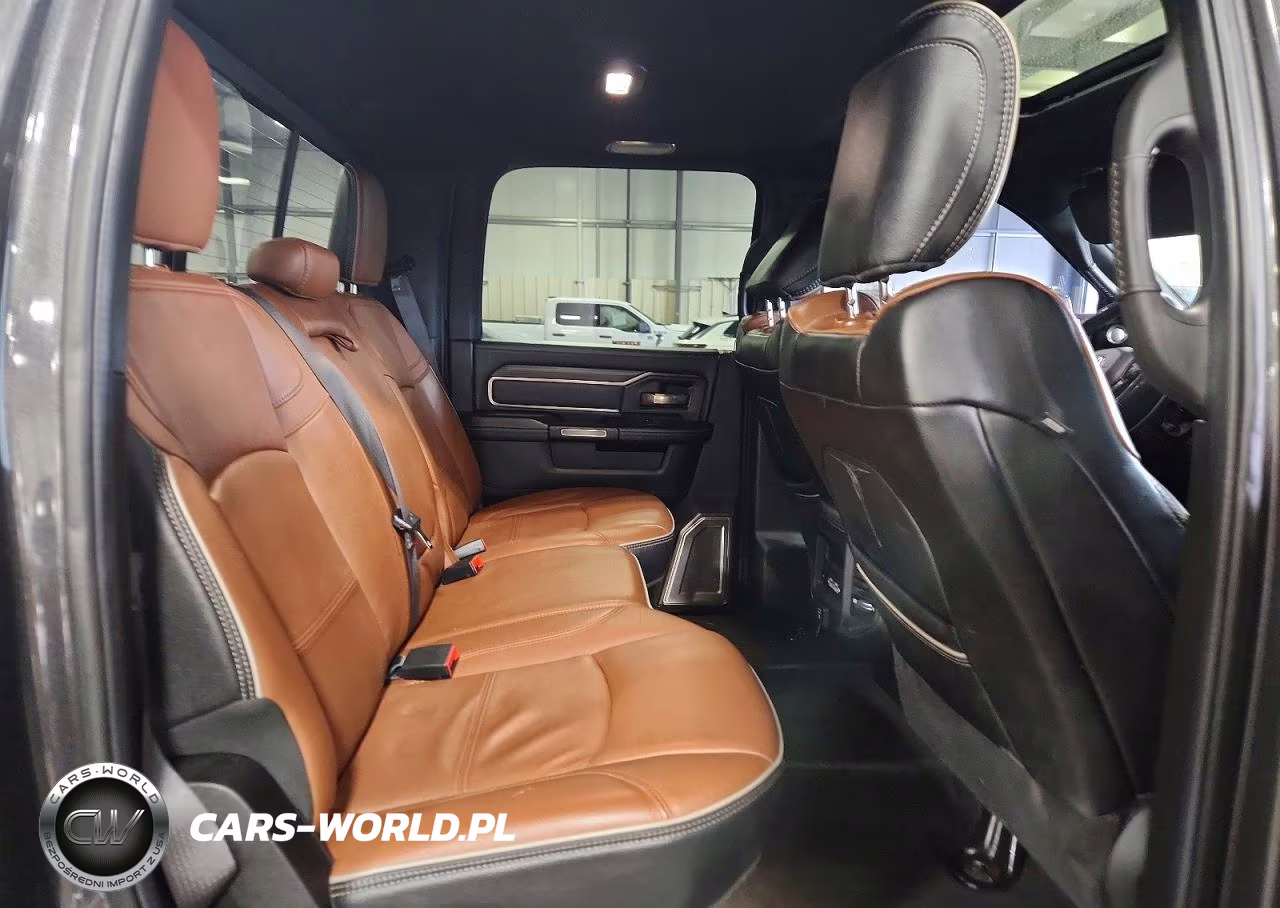 2019 Ram 3500 Limited VIN:3C63R3RL8KG602085 - 10