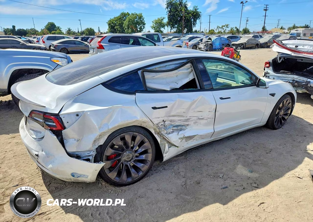 2021 Tesla Model 3 VIN:5YJ3E1EC1MF935929 - 3