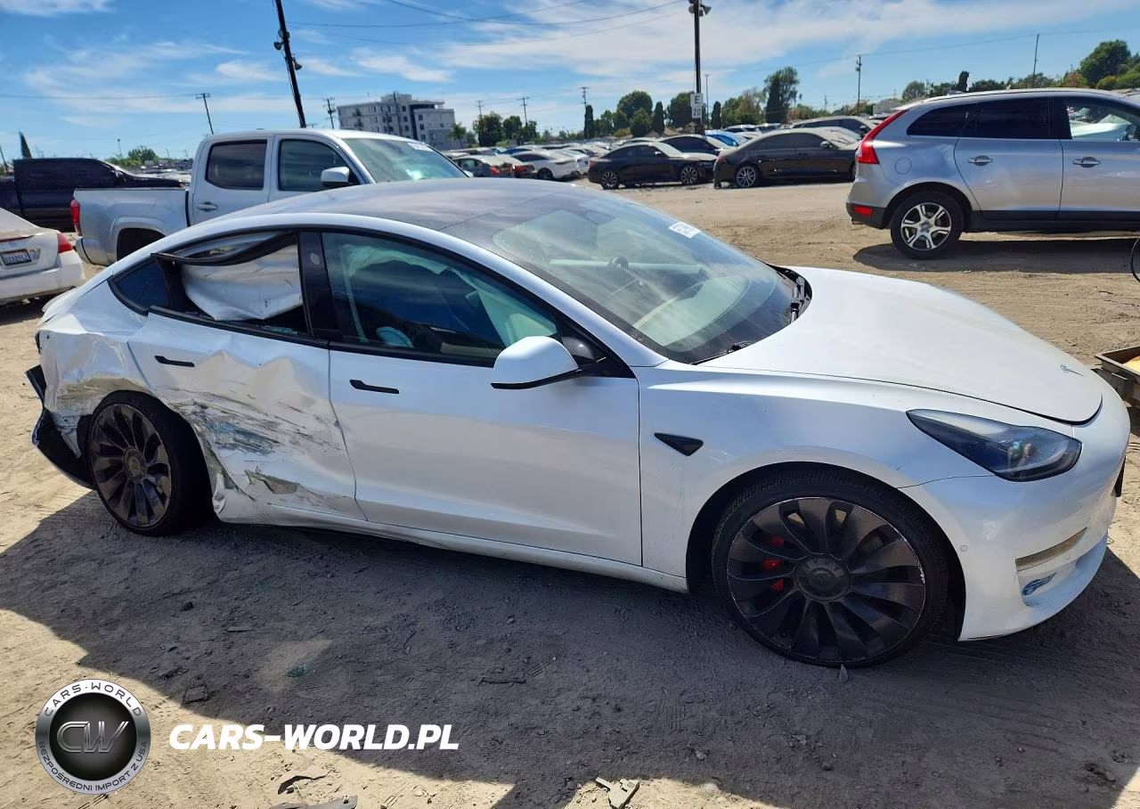 2021 Tesla Model 3 VIN:5YJ3E1EC1MF935929 - 4