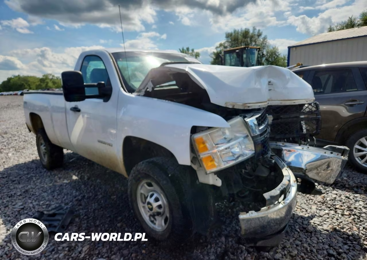 2013 Chevrolet Silverado K2500 Heavy Duty VIN:1GC0KVCG4DZ261097 - 4