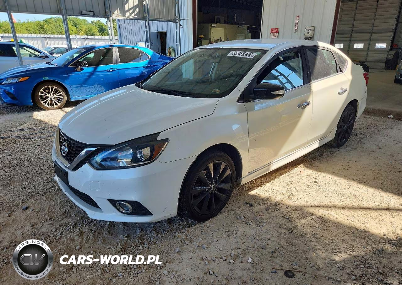 2017 Nissan Sentra Sr – zdjęcie 1 z 12