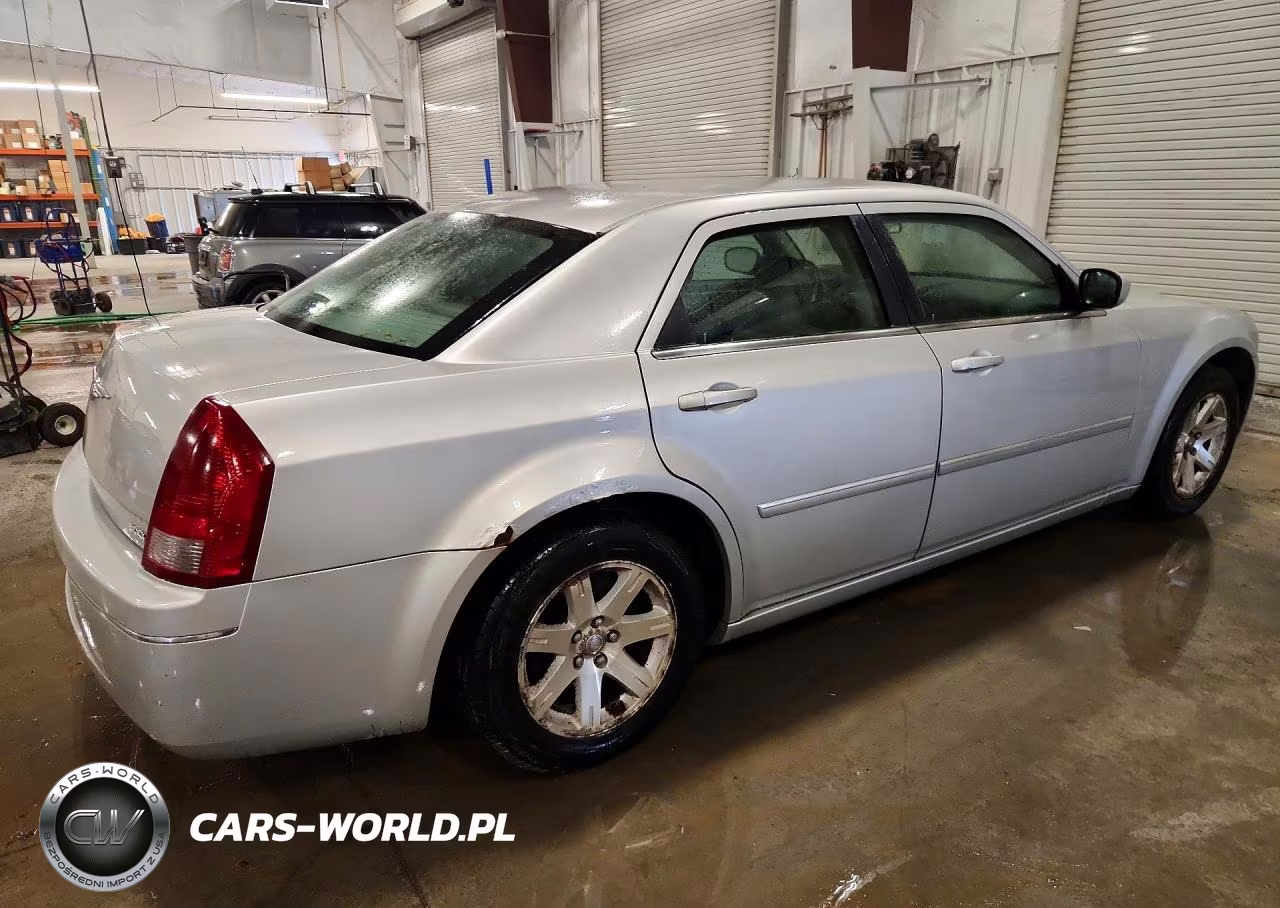 2006 Chrysler 300 Touring VIN:2C3KA53G56H387441 - 3