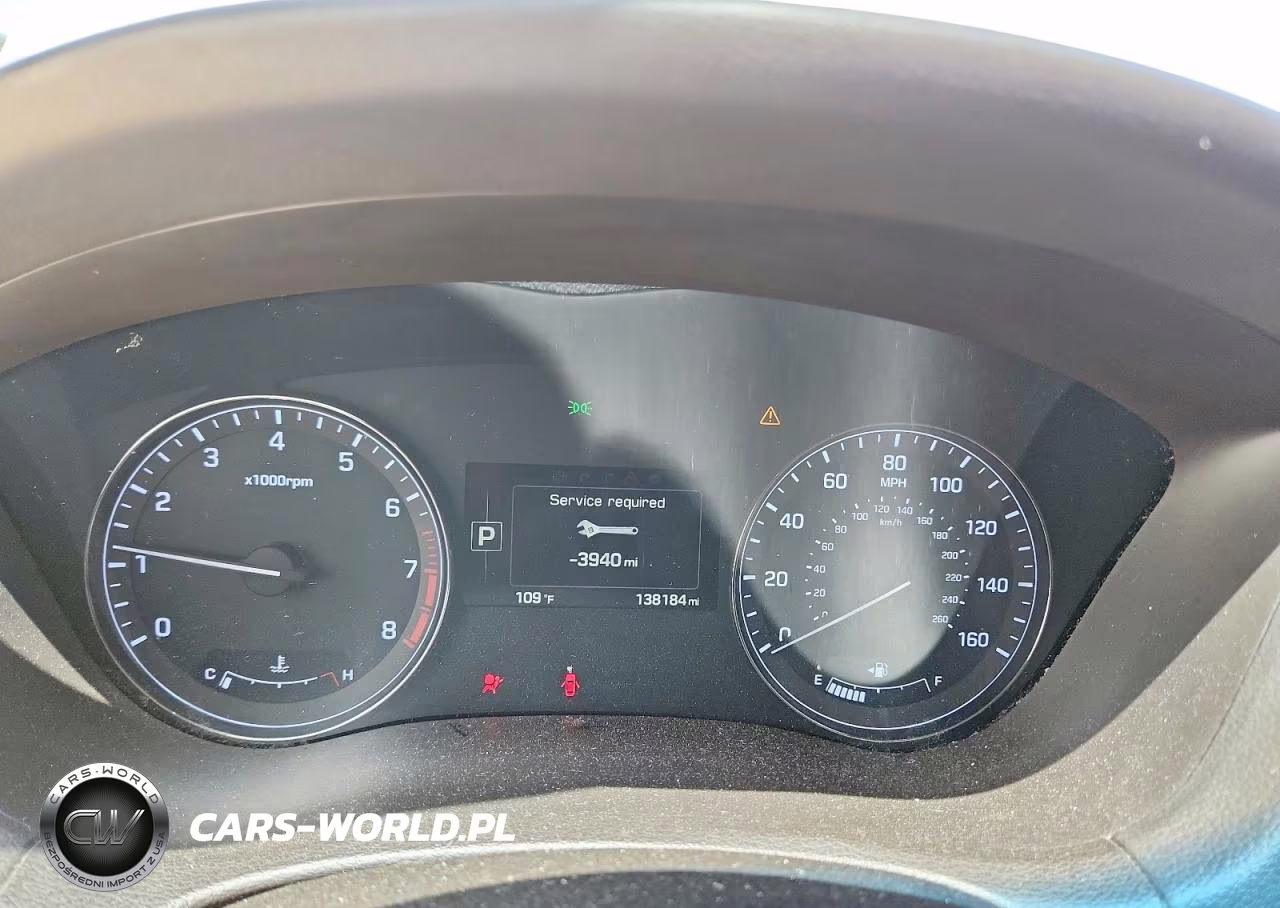 2015 Hyundai Genesis 3.8L VIN:KMHGN4JE4FU103727 - 9