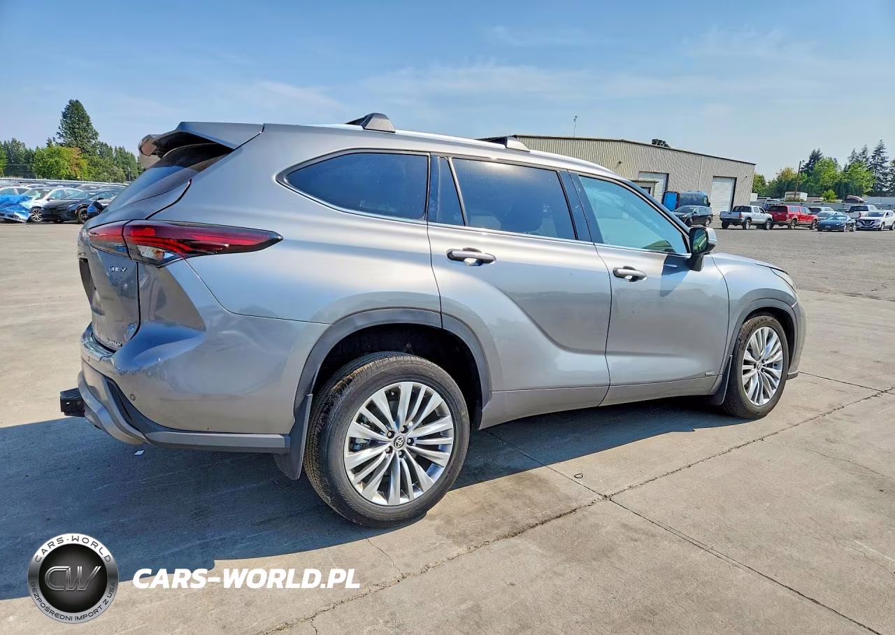 2026 Toyota Highlander Hybrid Platinum VIN:5TDEBRCH4TS700885 - 3