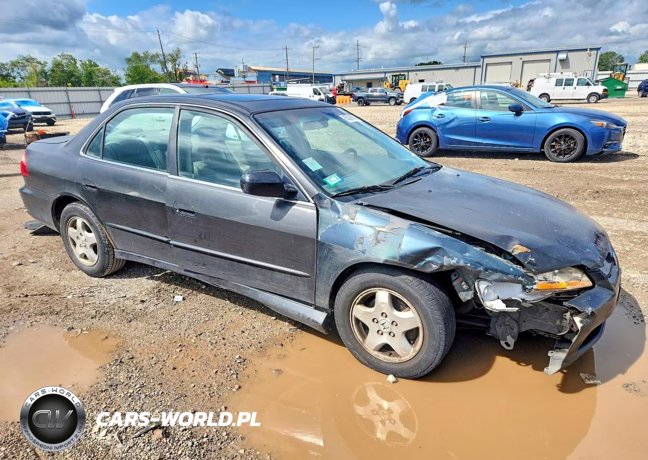 2000 Honda Accord Ex VIN:1HGCG1654YA064311 - 4