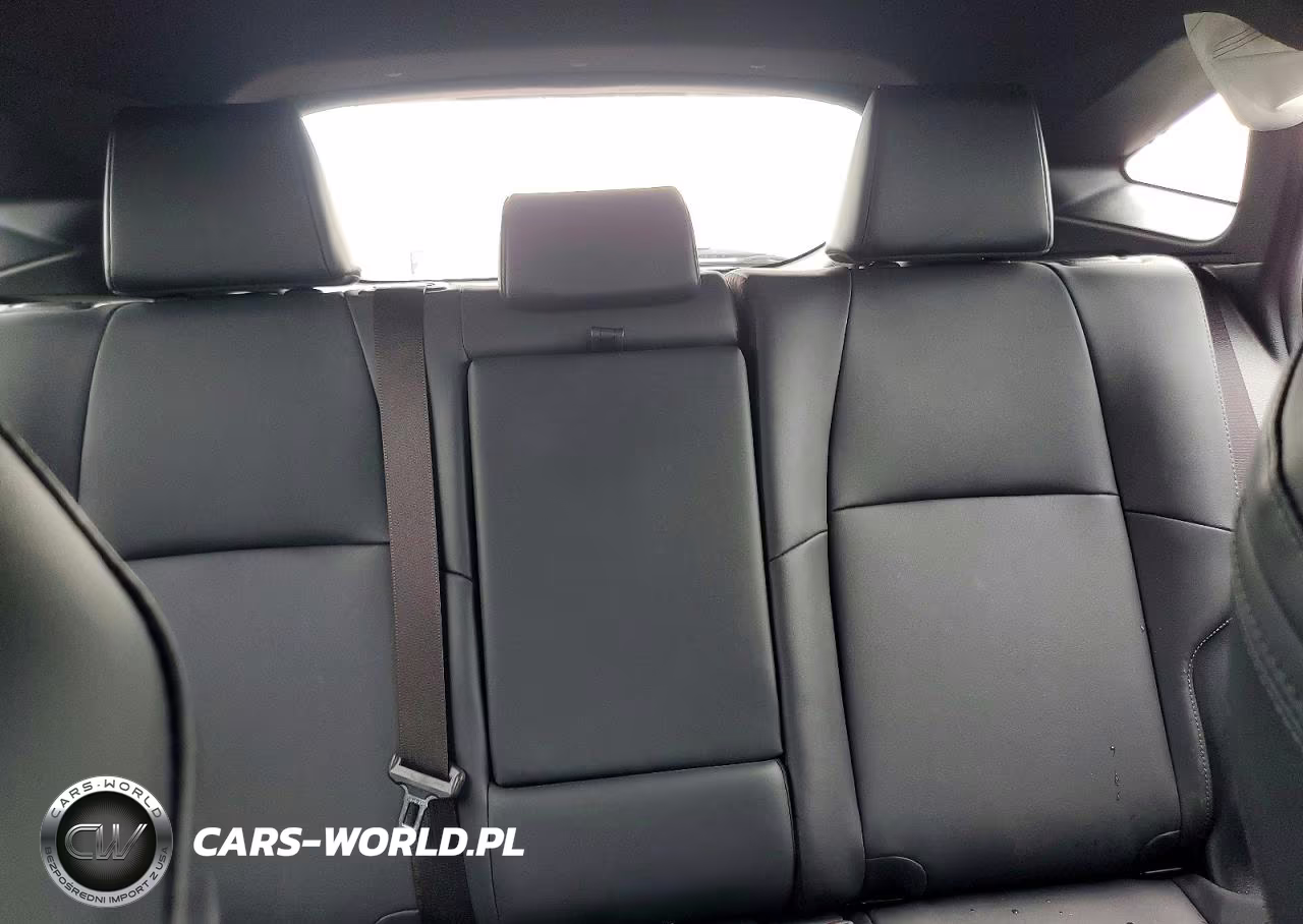 2024 Toyota Venza Nightshade Edition VIN:JTEAAAAH2RJ185540 - 10
