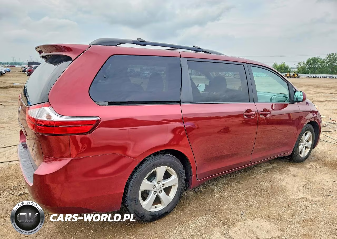 2016 Toyota Sienna Le VIN:5TDKK3DCXGS705341 - 3