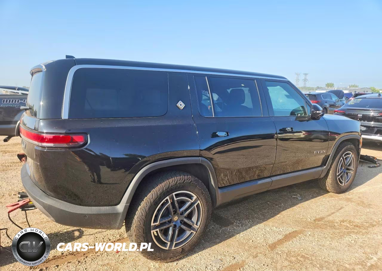 2025 Rivian R1S Adventure VIN:7PDSGBBA5SN055709 - 3