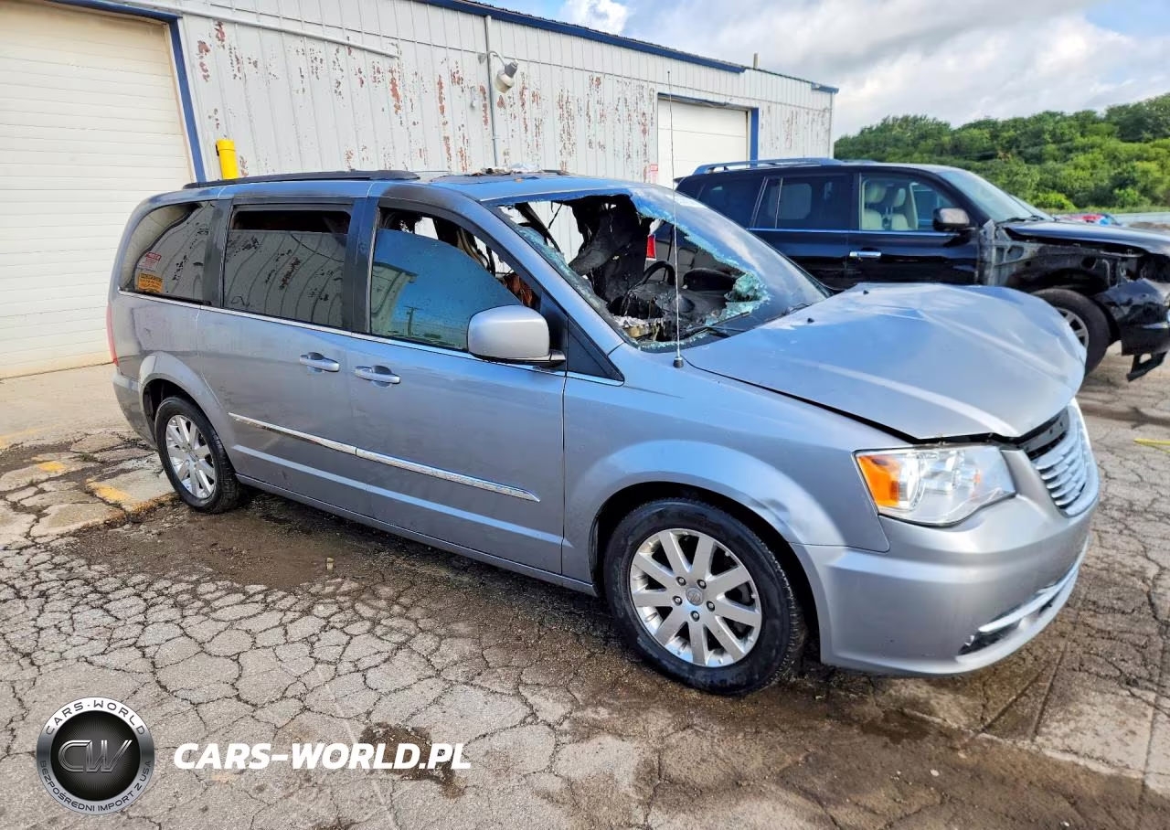 2015 Chrysler Town & Country Touring VIN:2C4RC1BG1FR695683 - 4