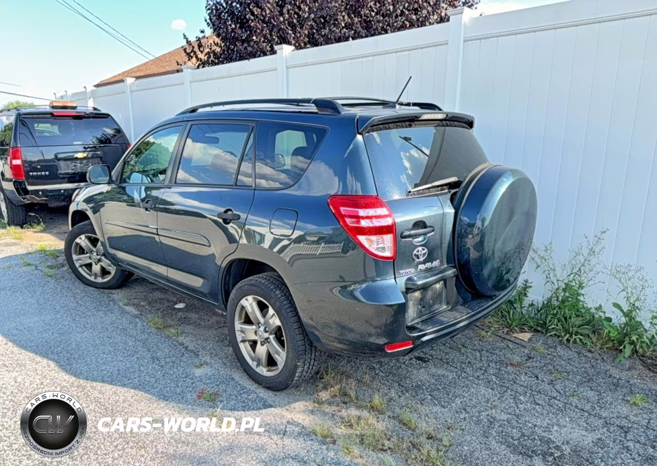 2010 Toyota Rav4 Base VIN:JTMBF4DV3AD031418 - 3