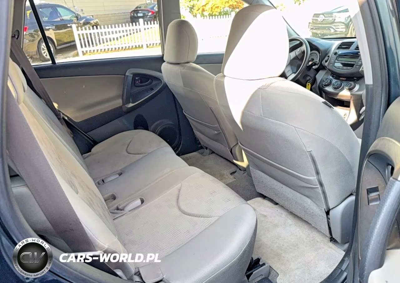2010 Toyota Rav4 Base VIN:JTMBF4DV3AD031418 - 6