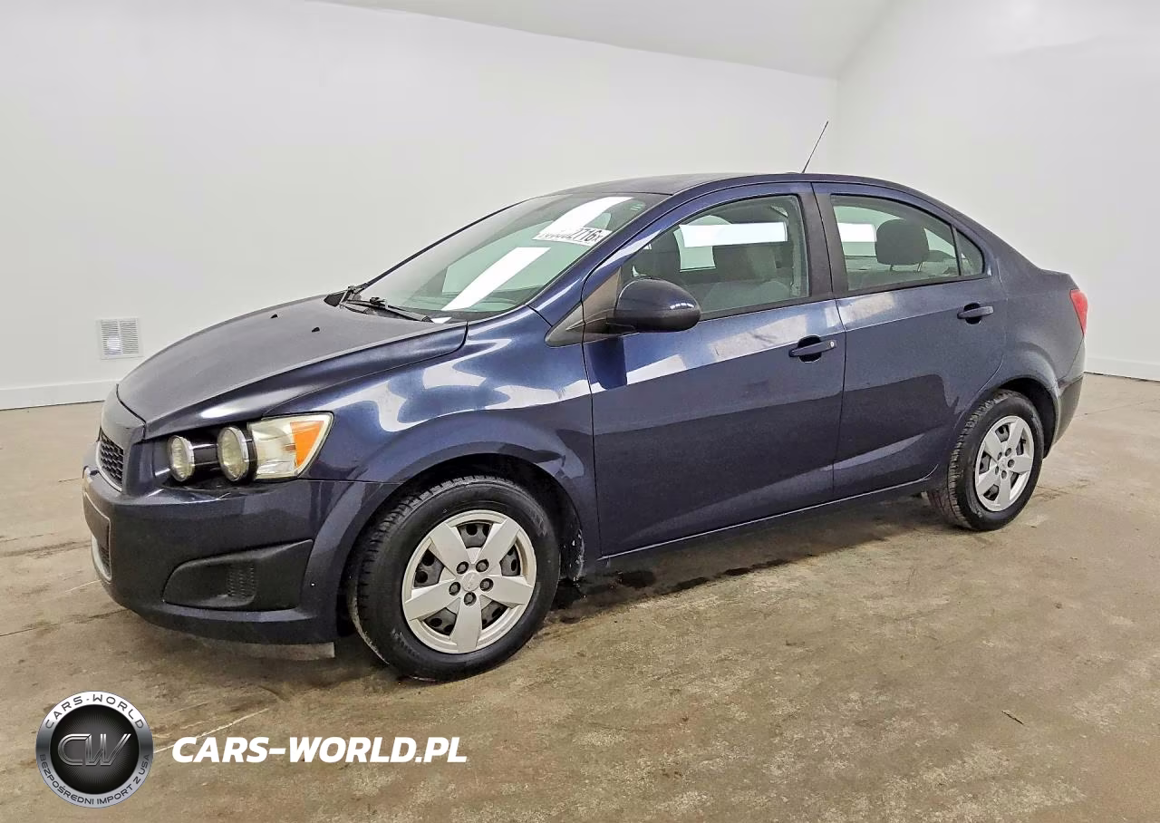 2015 Chevrolet Sonic Ls – zdjęcie 1 z 13