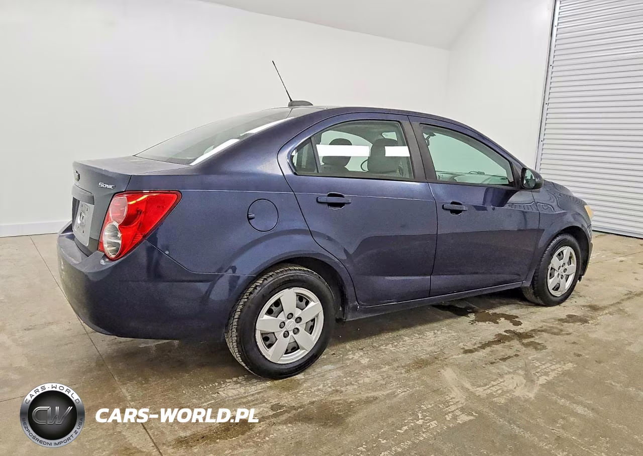 2015 Chevrolet Sonic Ls VIN:1G1JA5SH8F4126649 - 3