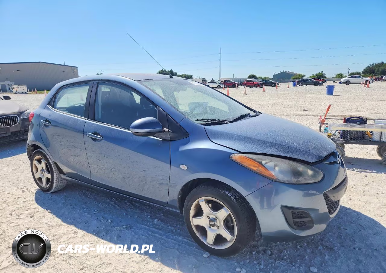 2014 Mazda Mazda2 Sport VIN:JM1DE1KY6E0171998 - 4