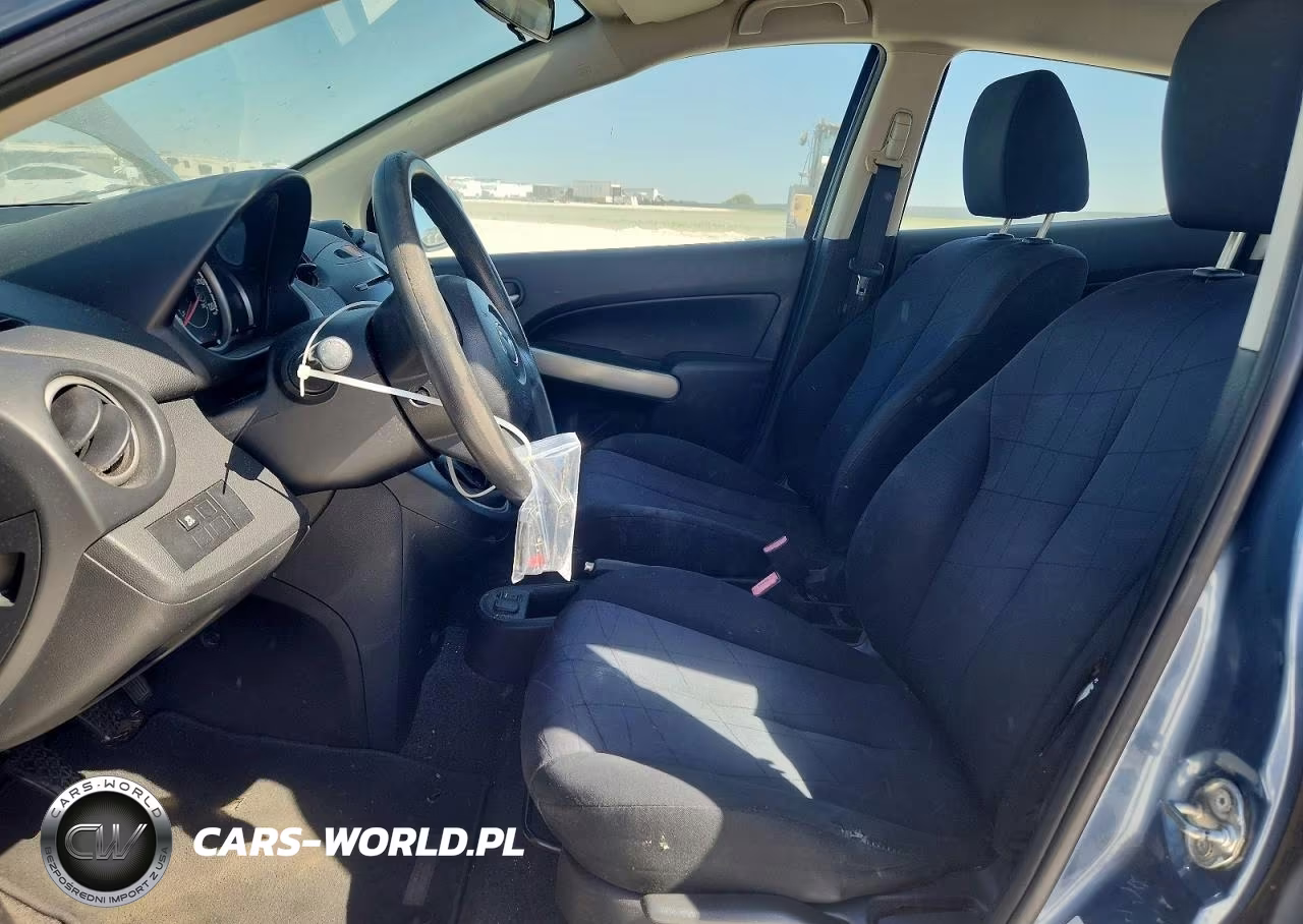 2014 Mazda Mazda2 Sport VIN:JM1DE1KY6E0171998 - 7