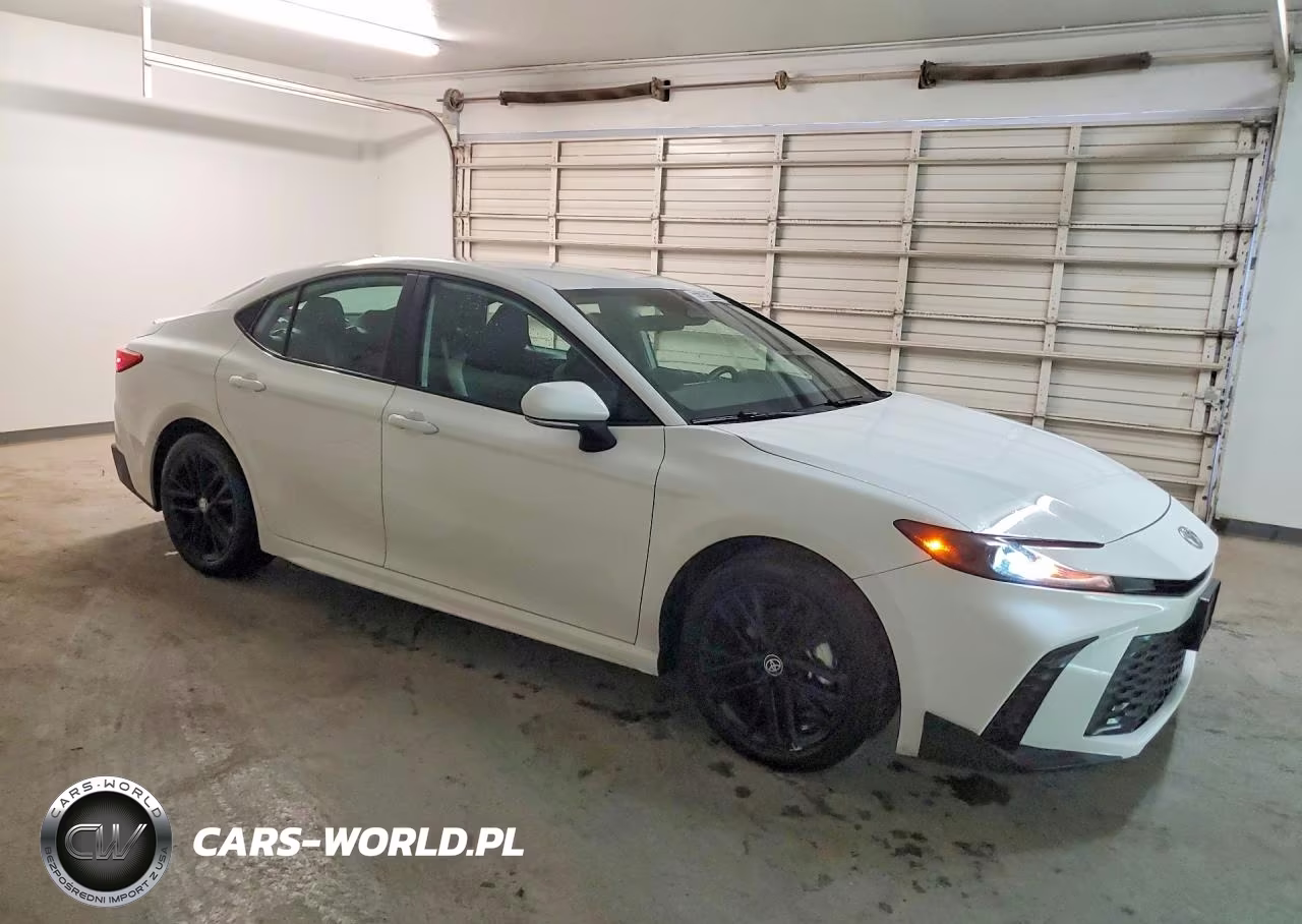 2026 Toyota Camry Se VIN:4T1DAACK3TU264968 - 4