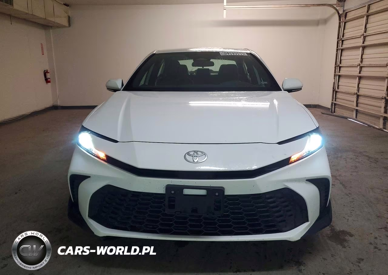 2026 Toyota Camry Se VIN:4T1DAACK3TU264968 - 5