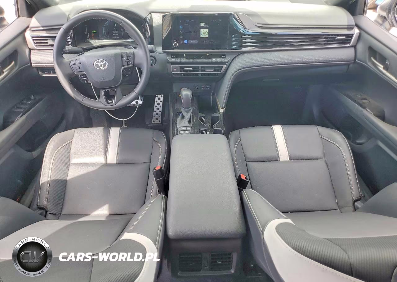 2026 Toyota Camry Se VIN:4T1DAACK3TU264968 - 8