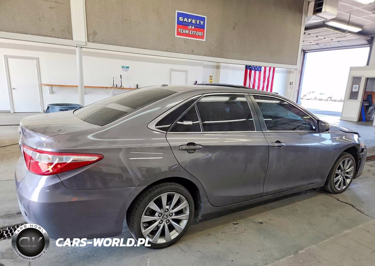 2015 Toyota Camry Hybrid Xle VIN:4T1BD1FK4FU155871 - 3