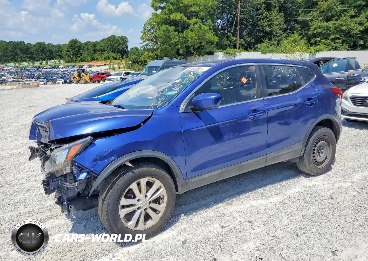 2018 Nissan Rogue Sport S – zdjęcie 1 z 13
