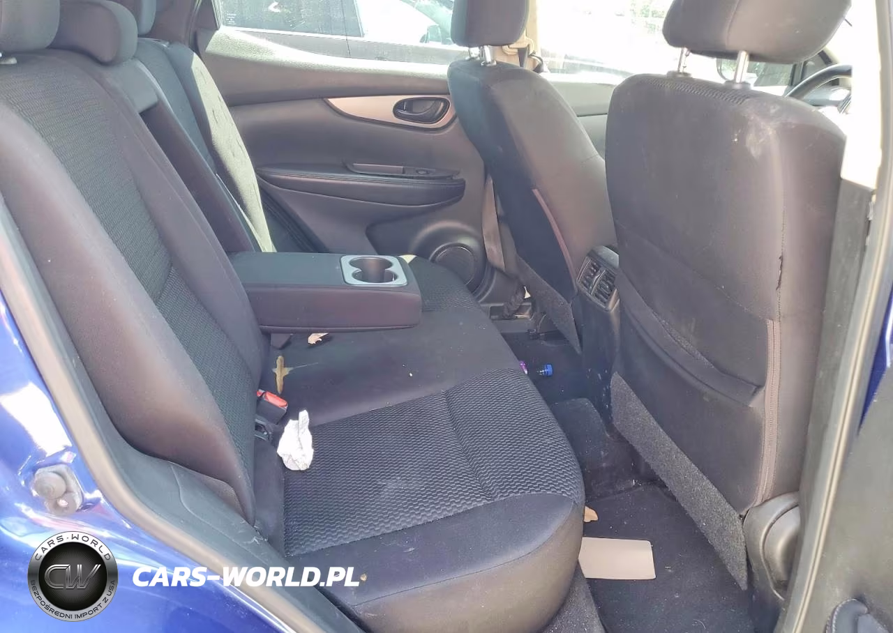 2018 Nissan Rogue Sport S VIN:JN1BJ1CR8JW257138 - 11