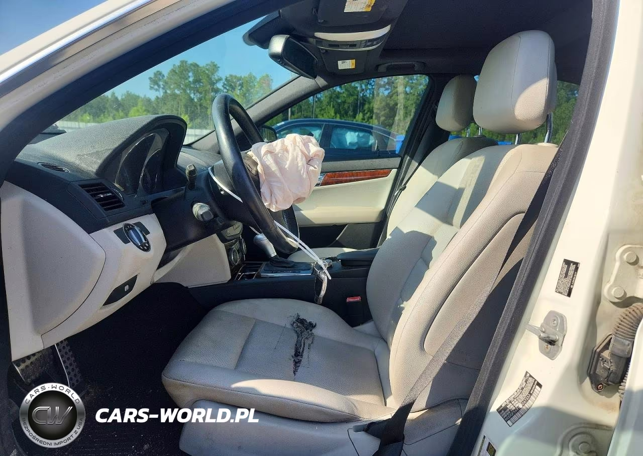 2009 Mercedes-Benz C 350 VIN:WDDGF56X19R067333 - 7