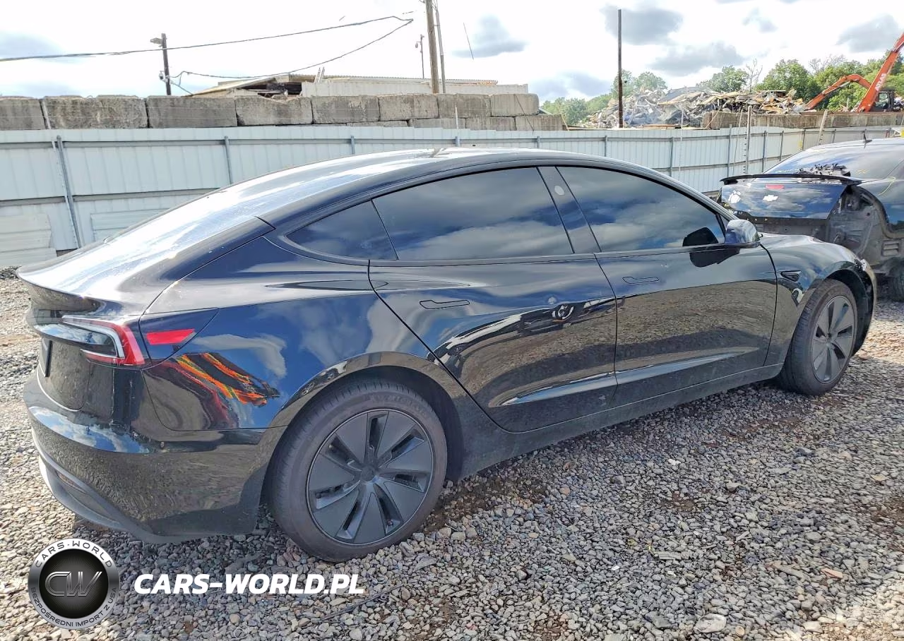 2026 Tesla Model 3 VIN:5YJ3E1EA7TF179827 - 3