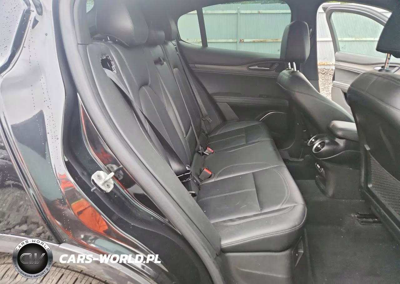 2023 Alfa Romeo Stelvio Ti VIN:ZASPAKBN1P7D56675 - 11