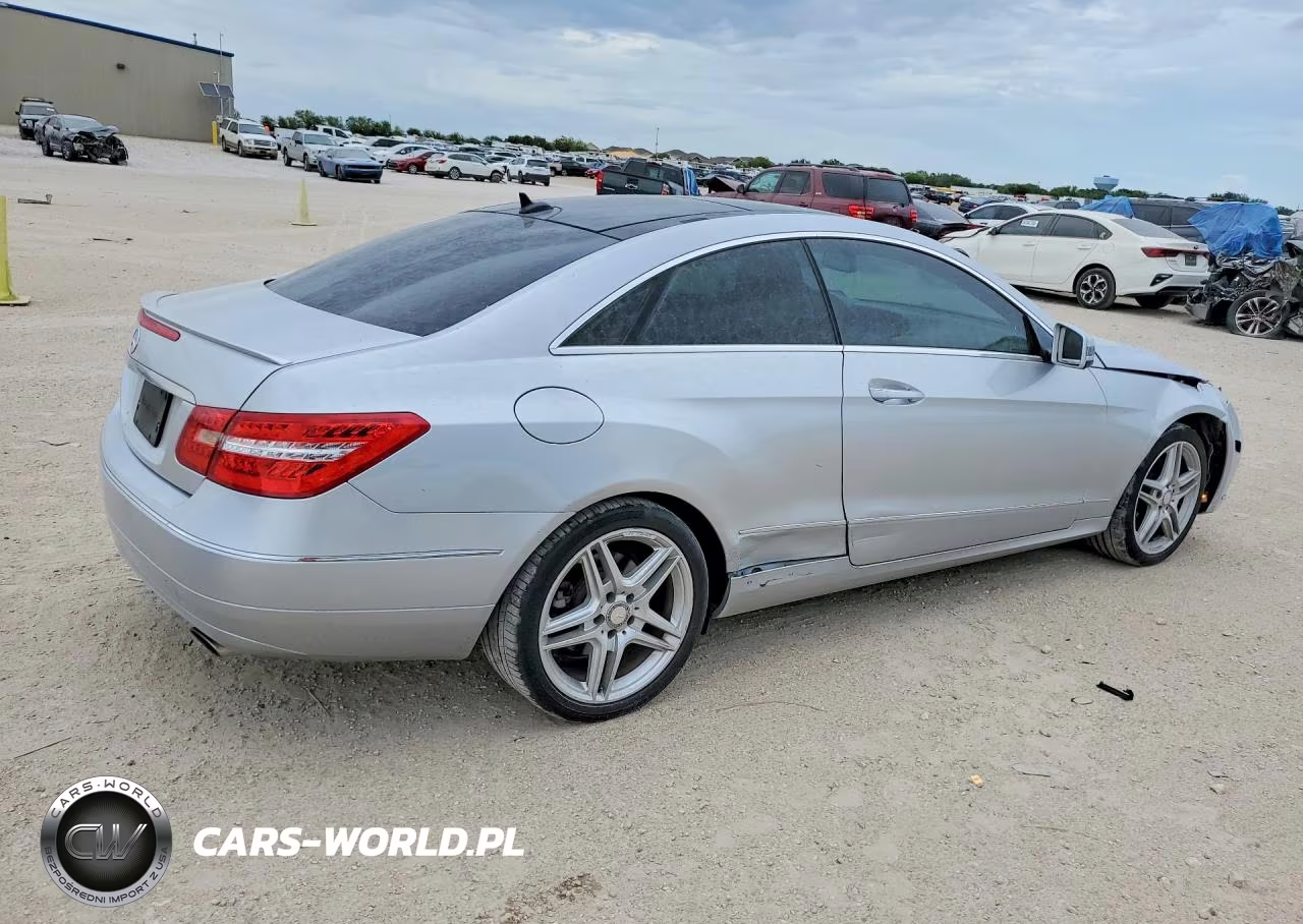 2013 Mercedes-Benz E 350 VIN:WDDKJ5KB1DF191826 - 3