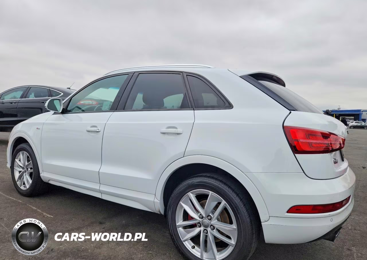 2018 Audi Q3 Premium VIN:WA1BCCFSXJR023433 - 2
