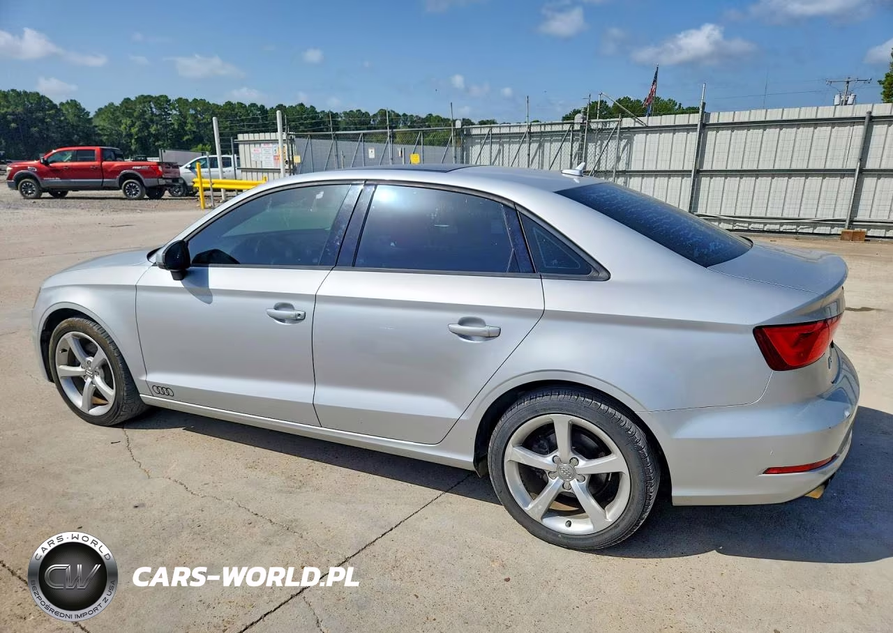 2015 Audi A3 Premium VIN:WAUACGFF8F1005589 - 2