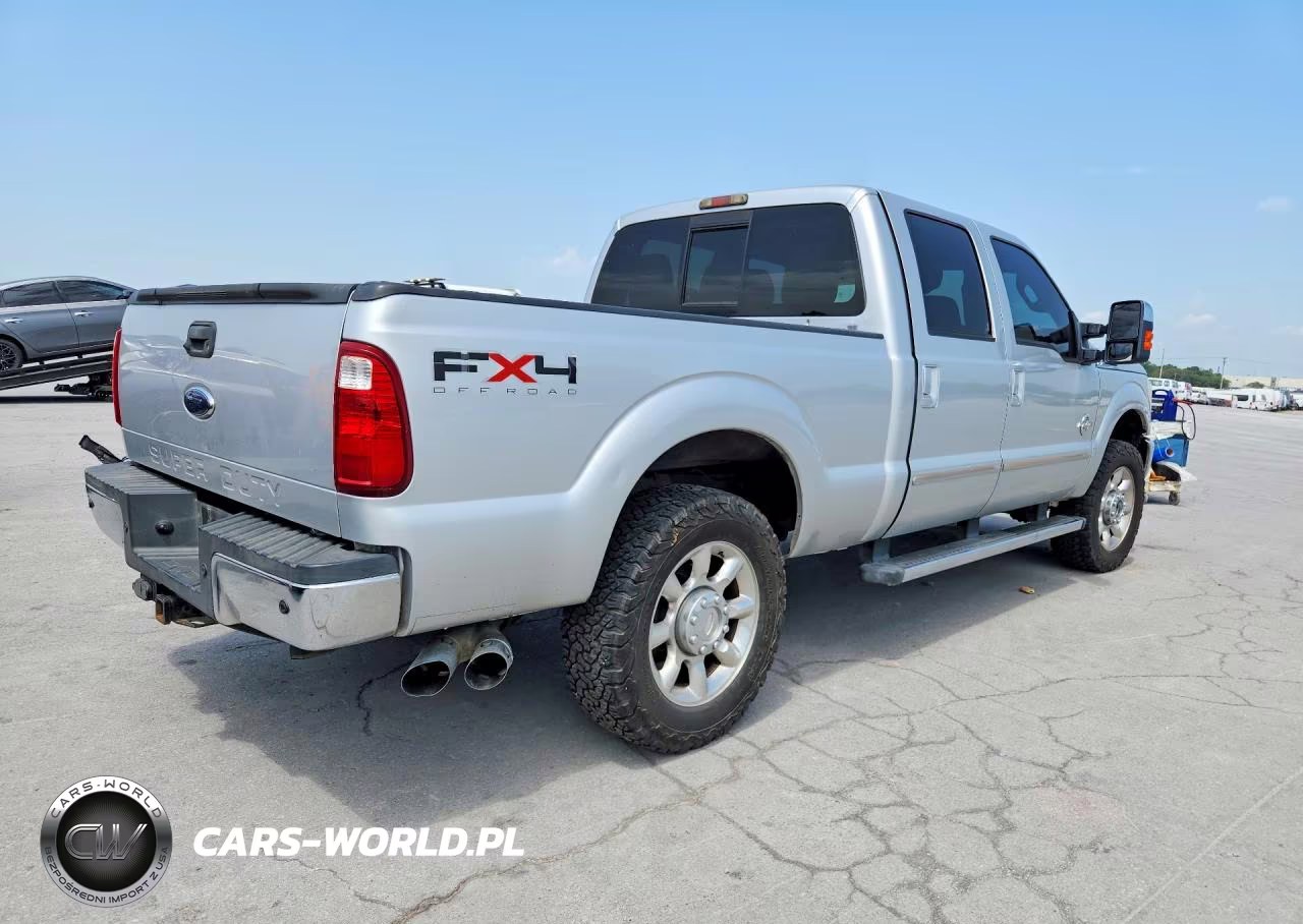 2011 Ford F250 Super Duty VIN:1FT7W2BT3BEA45357 - 3