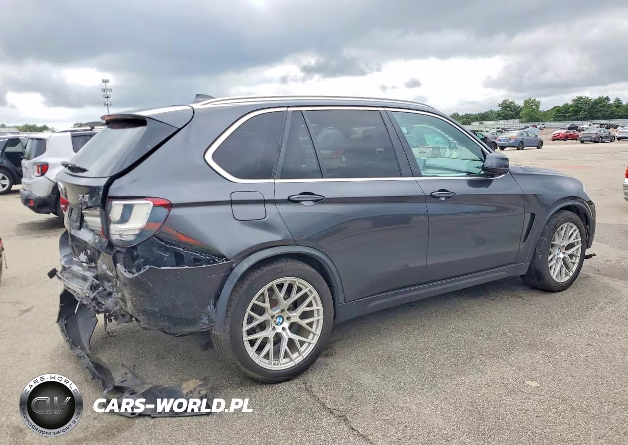 2016 BMW X5 xDrive35I VIN:5UXKR0C55G0P23521 - 3
