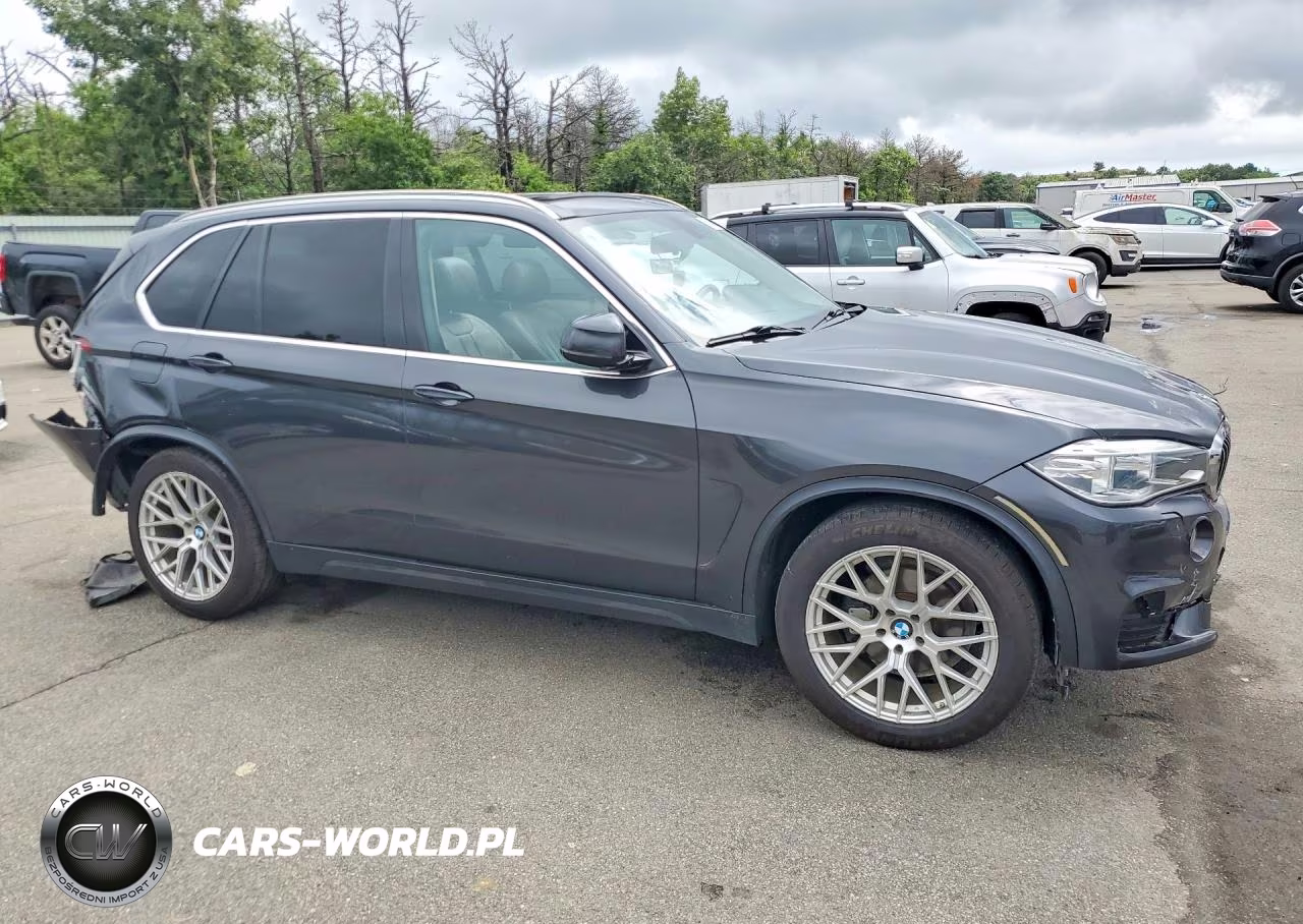 2016 BMW X5 xDrive35I VIN:5UXKR0C55G0P23521 - 4