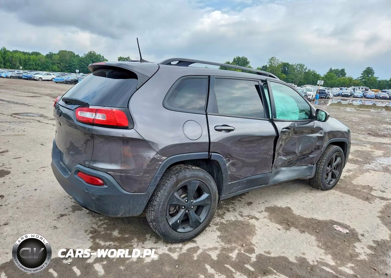 2018 Jeep Cherokee Limited VIN:1C4PJMDB3JD619426 - 3
