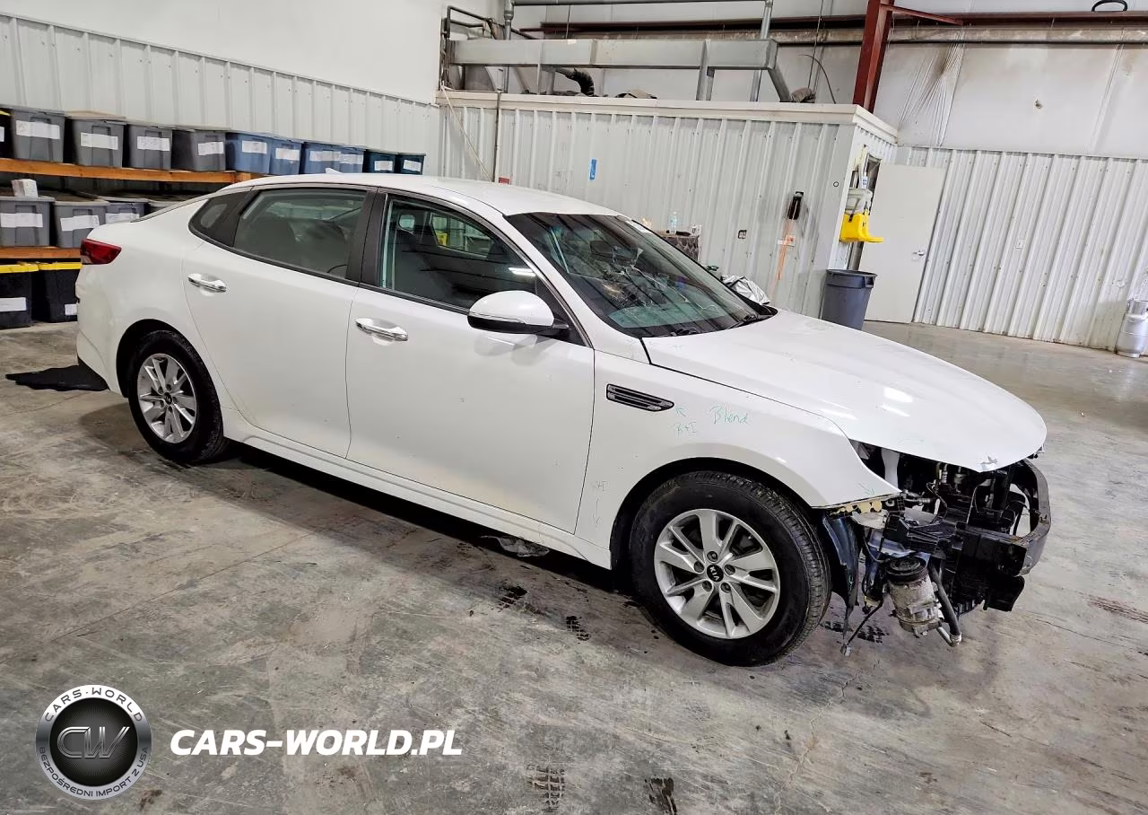 2019 Kia Optima Lx VIN:5XXGT4L39KG370724 - 4