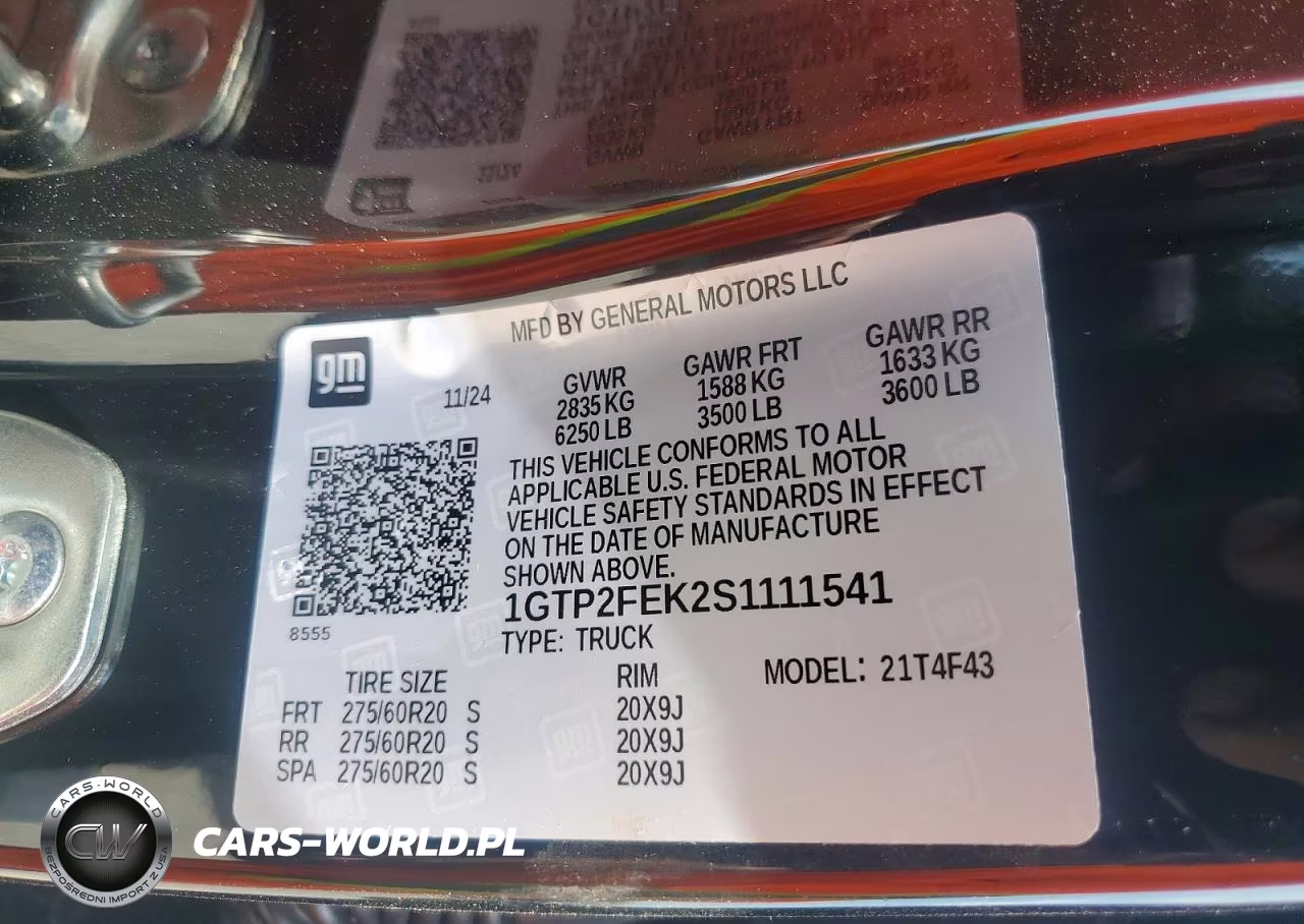 2025 GMC Canyon Denali VIN:1GTP2FEK2S1111541 - 12