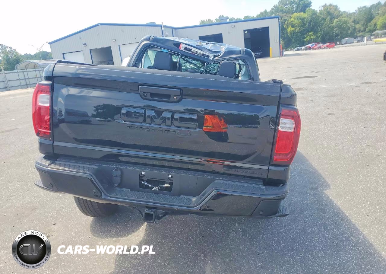 2025 GMC Canyon Denali VIN:1GTP2FEK2S1111541 - 6