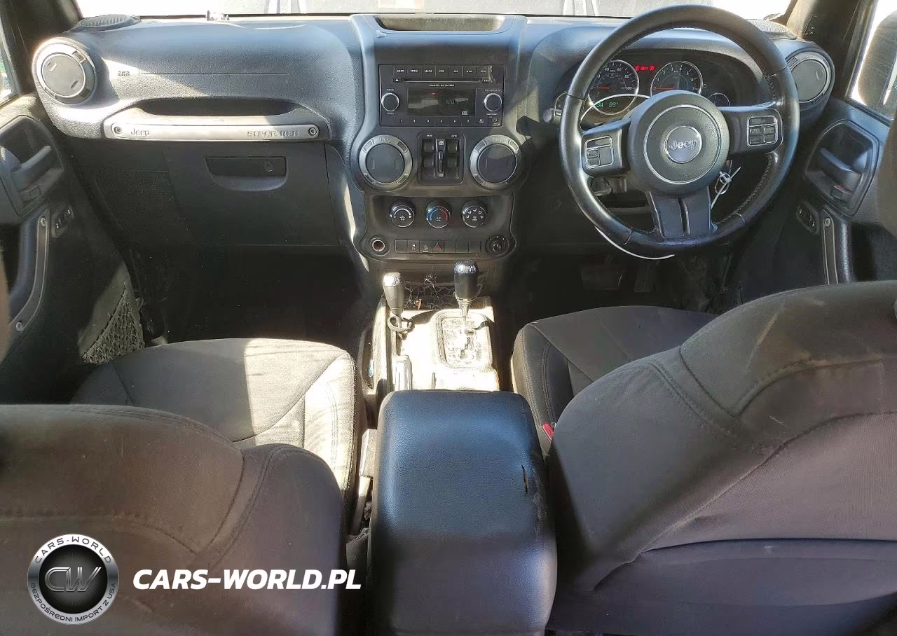 2016 Jeep Wrangler Unlimited Sport VIN:1C4BJWKG0GL293393 - 8