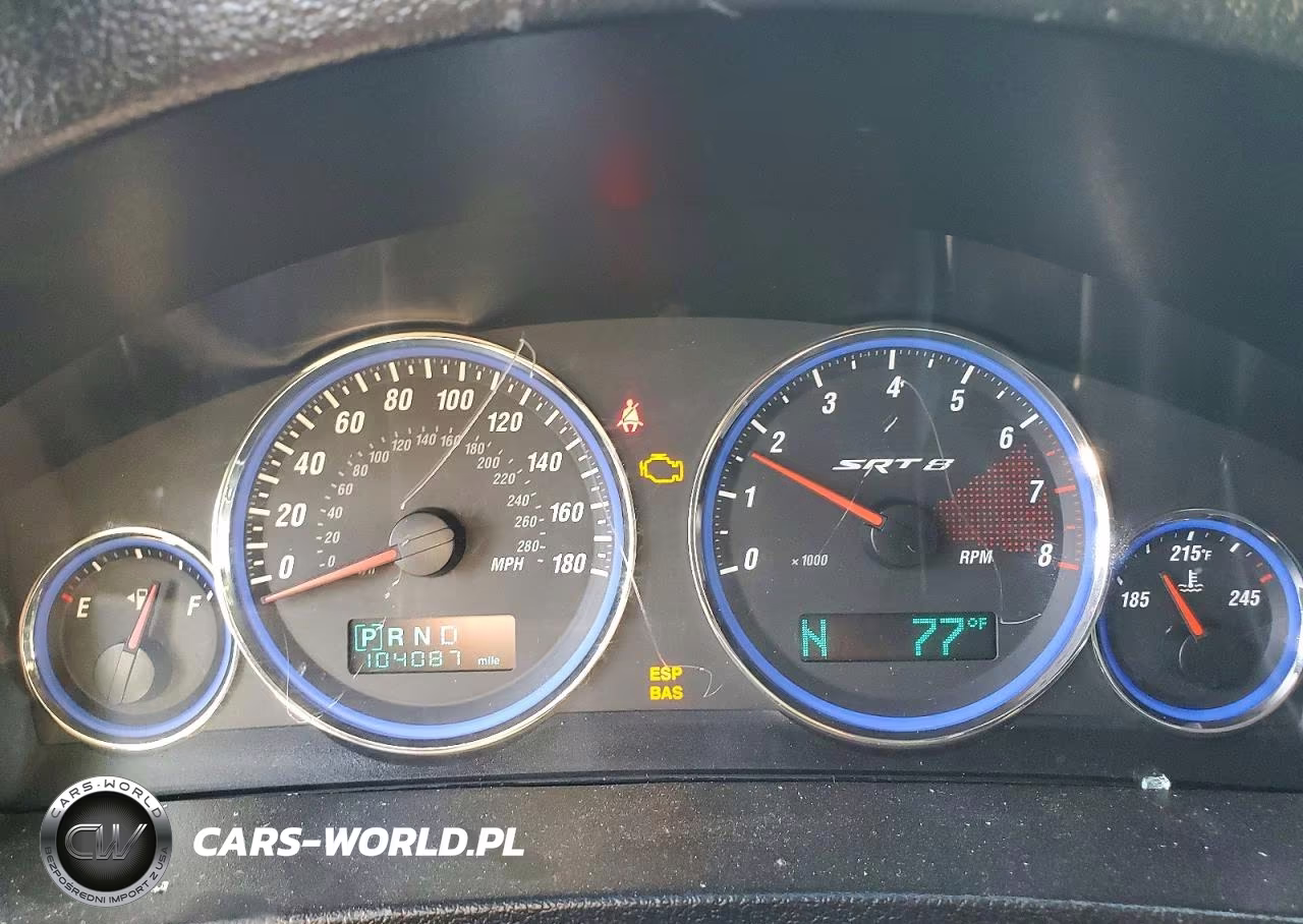 2008 Jeep Grand Cherokee Srt-8 VIN:1J8HR78318C143588 - 9