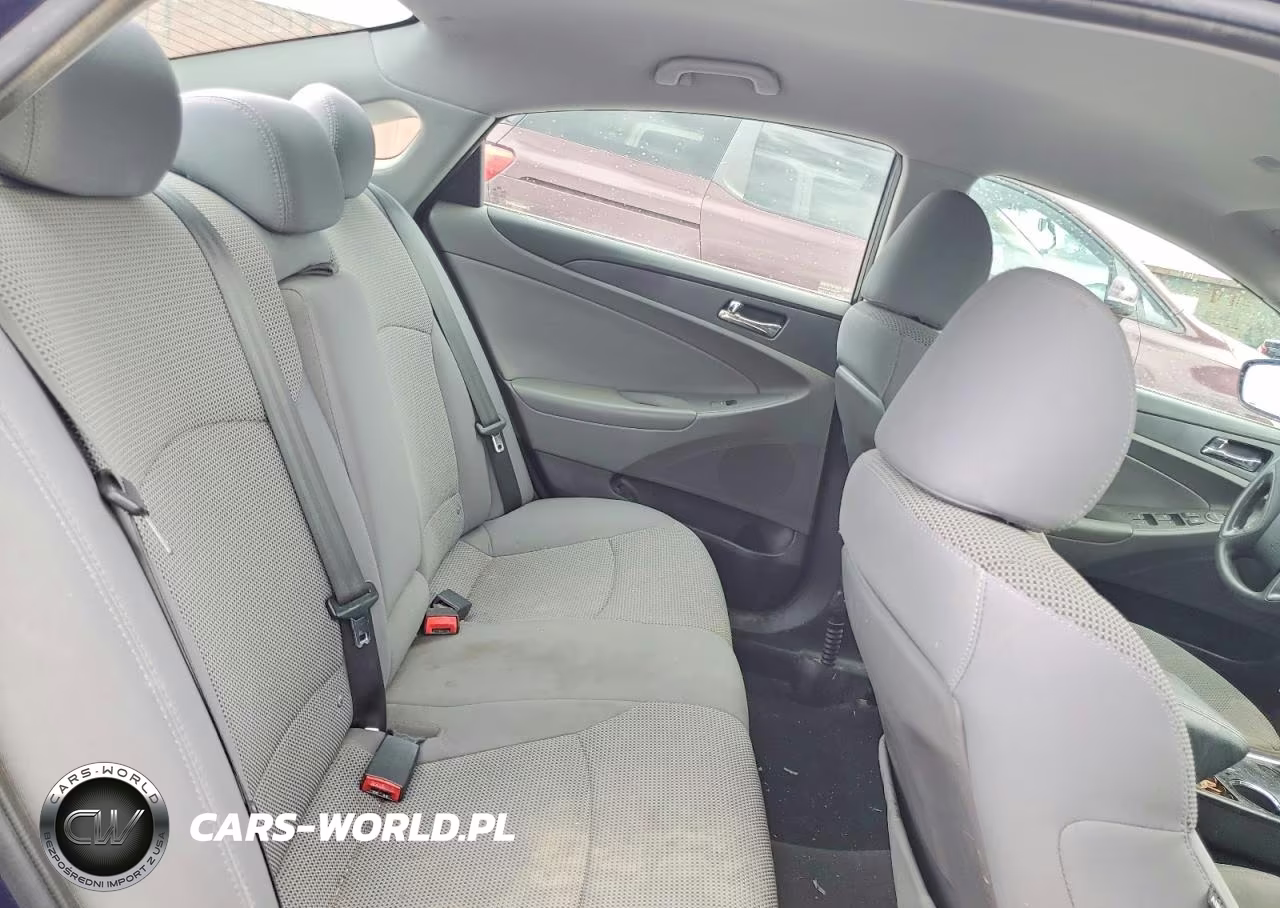 2013 Hyundai Sonata Gls VIN:5NPEB4AC2DH745552 - 10