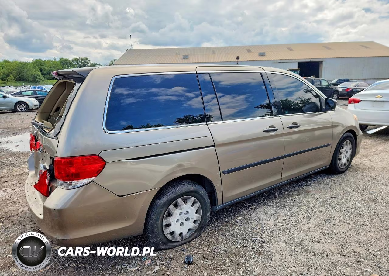 2010 Honda Odyssey Lx VIN:5FNRL3H2XAB030681 - 3